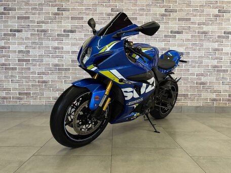 2018 Suzuki GSX-R 1000, синий, 1325000 рублей, вид 2
