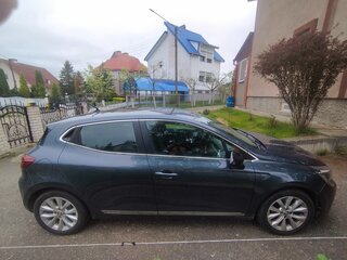 2021 Renault Clio V, серый, 1600000 рублей, вид 5