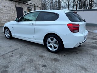 2013 BMW 1 серии 116i II (F20/F21), белый, 1250000 рублей, вид 5
