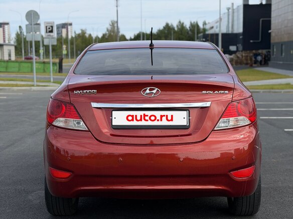 2011 Hyundai Solaris I, красный - вид 7