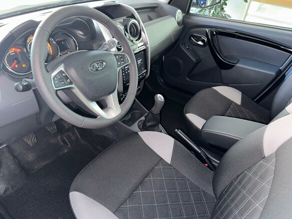 2026 Lada (ВАЗ) Largus Cross I Рестайлинг, серебристый, 2092000 рублей - вид 10