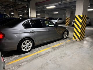 2010 BMW 3 серии 325xi V (E90/E91/E92/E93) Рестайлинг, серый, 1430000 рублей, вид 5