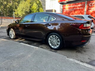 2016 Lexus ES 350 VI Рестайлинг, коричневый, 2350000 рублей, вид 5