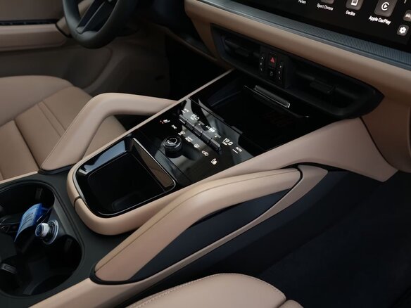 2025 Porsche Cayenne E-Hybrid Coupé III Рестайлинг, чёрный - вид 27