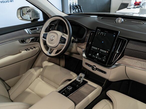 2026 Volvo XC90 B5 II Рестайлинг 2, серый - вид 8