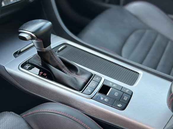 2017 Kia Optima IV, белый - вид 17
