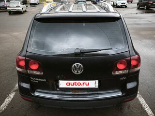 2008 Volkswagen Touareg I Рестайлинг, чёрный, 700000 рублей, вид 5