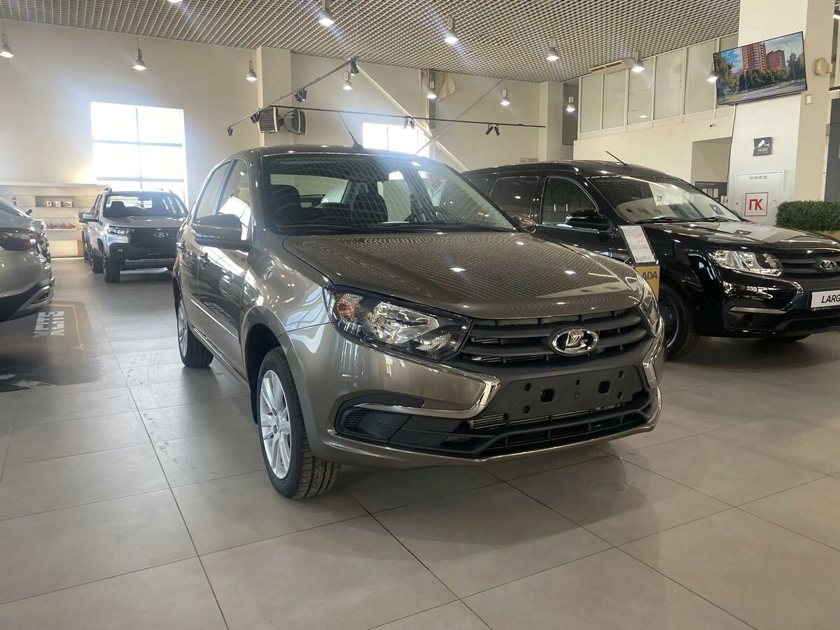Открыть фотографии: Lada (ВАЗ) Granta I Рестайлинг