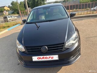2016 Volkswagen Polo V Рестайлинг, чёрный, 1000000 рублей, вид 1