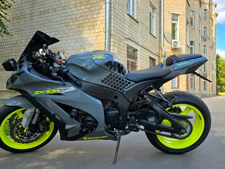 2012 Kawasaki ZX-10R Ninja, чёрный, 900000 рублей, вид 3