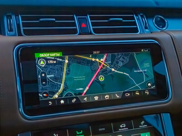 2021 Land Rover Range Rover IV Рестайлинг, серый, 7500000 рублей - вид 30