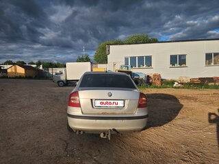 2005 Skoda Octavia II (A5), серебристый, 400000 рублей, вид 3