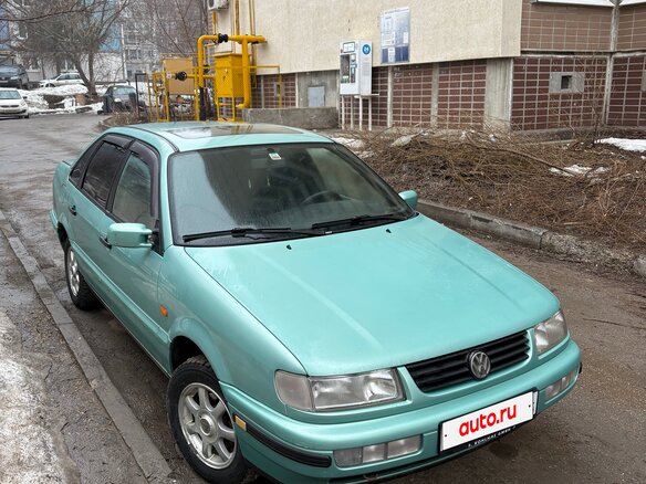 1994 Volkswagen Passat B4, зелёный, 340000 рублей - вид 1