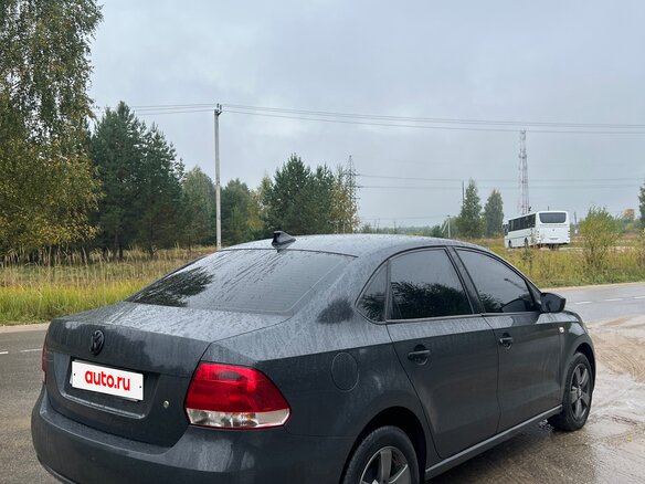 2011 Volkswagen Polo V, серый, 730000 рублей - вид 5