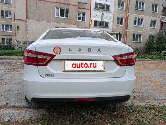 2018 Lada (ВАЗ) Vesta I, белый, 870000 рублей - вид 4