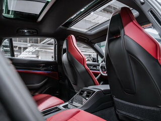 2025 Porsche Panamera 4 E-Hybrid III, серый, 19900000 рублей, вид 2