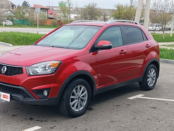 2013 SsangYong Actyon II Рестайлинг, красный