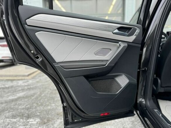 2024 Volkswagen Tayron I Рестайлинг, чёрный, 5100000 рублей - вид 28