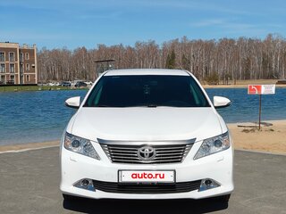 2012 Toyota Camry VII (XV50), белый, 1750000 рублей, вид 2