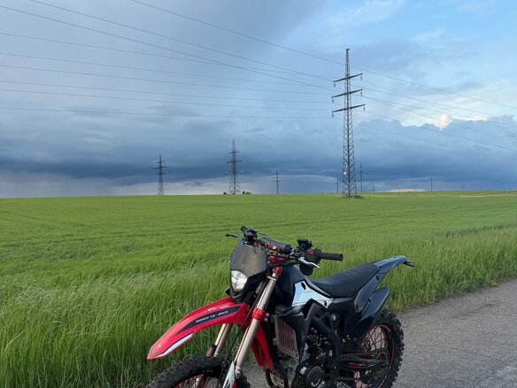 2024 Regulmoto CR-Z 300, красный, 182000 рублей - вид 1