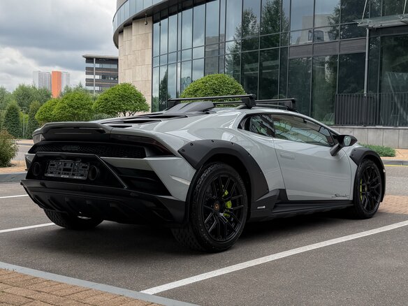 2024 Lamborghini Huracán Sterrato I Рестайлинг, серый, 33700000 рублей - вид 10