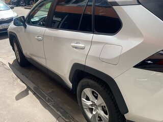 2024 Toyota RAV4 V (XA50), белый, 3700000 рублей, вид 5