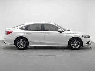 2022 Honda Civic XI, белый, 1598000 рублей, вид 4