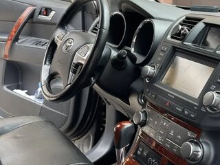 2011 Toyota Highlander II (XU40) Рестайлинг, серый, 1950000 рублей, вид 5