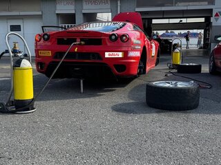 2007 Ferrari F430 Scuderia, красный, 15000000 рублей, вид 4