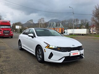 2020 Kia K5 III, белый, 2280000 рублей, вид 2