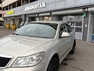 2011 Skoda Octavia II (A5) Рестайлинг, серебристый, 549000 рублей, вид 1