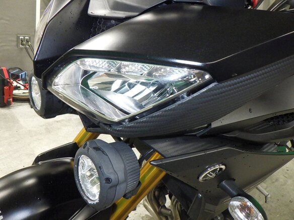 2017 Yamaha MT-09 Tracer (FJ-09), чёрный, 729000 рублей - вид 16