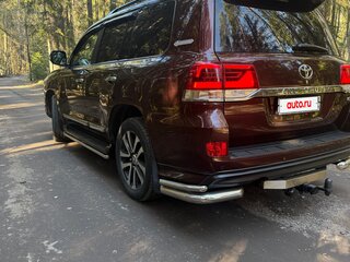 2018 Toyota Land Cruiser 200 Series Рестайлинг 2, коричневый, 9500000 рублей, вид 4