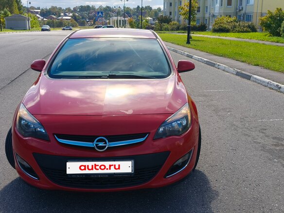 2012 Opel Astra J Рестайлинг, красный, 840000 рублей - вид 3
