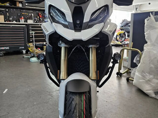 2025 BMW S 1000 XR, белый, 2450000 рублей, вид 4