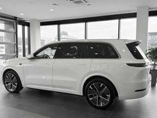 2026 Li Auto (Lixiang) L9 52.3 kWh I Рестайлинг, белый, 11990000 рублей, вид 3
