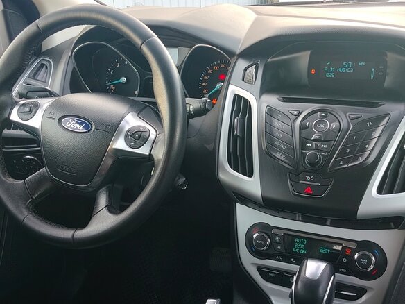 2013 Ford Focus III, белый, 850000 рублей - вид 5