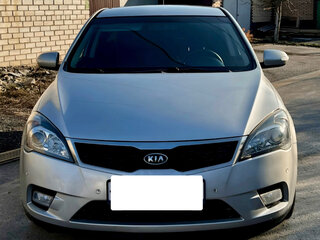 2011 Kia Ceed I Рестайлинг, серебристый, 780000 рублей, вид 1