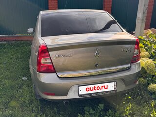 2010 Renault Logan I Рестайлинг, бежевый, 600000 рублей, вид 4