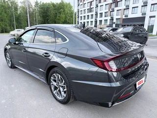 2022 Hyundai Sonata VIII (DN8), серый, 2700000 рублей, вид 4