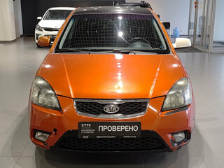 2010 Kia Rio II Рестайлинг, оранжевый, 420000 рублей, вид 2
