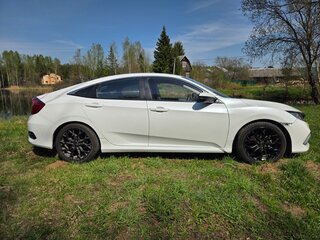 2020 Honda Civic X Рестайлинг, белый, 1350000 рублей, вид 3