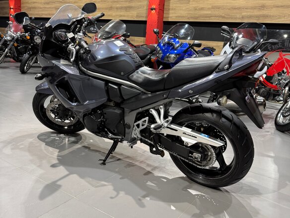 2014 Suzuki Bandit GSF 1250, серый, 525000 рублей - вид 16