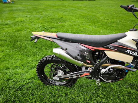 2023 Avantis Enduro 300 Pro/EFI, чёрный, 350000 рублей, вид 3