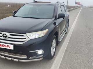 2013 Toyota Highlander II (XU40) Рестайлинг, чёрный, 2400000 рублей, вид 4