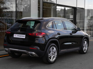 2020 Mercedes-Benz GLA 200 II (H247), чёрный, 2849000 рублей, вид 5