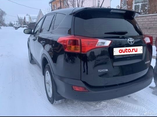2013 Toyota RAV4 IV (XA40), чёрный, 1500000 рублей - вид 2