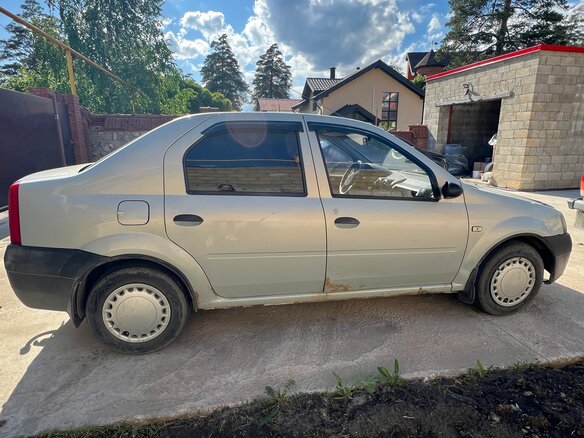2008 Renault Logan I, серебристый, 200000 рублей - вид 3