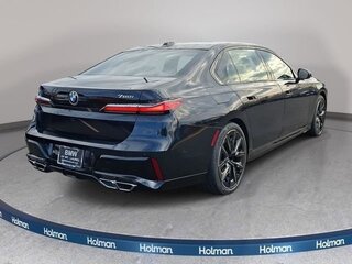 2025 BMW 7 серии 760i xDrive VII (G70), чёрный, 17307802 рублей, вид 5