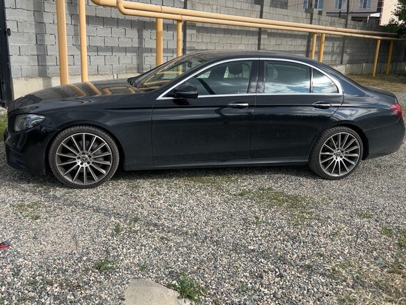 2019 Mercedes-Benz E-Класс 220 d V (W213, S213, C238), чёрный, 3500000 рублей - вид 2